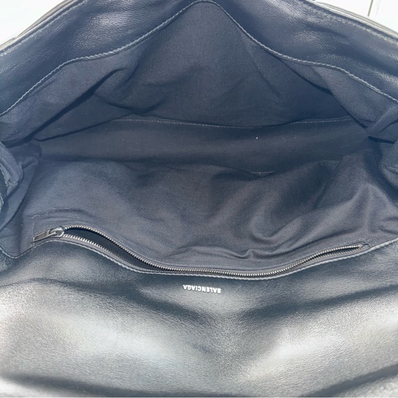 (SOLD) Balenciaga Nappa Calfskin Quilted Touch Black B Clutch Bag - Picture 8 of 15